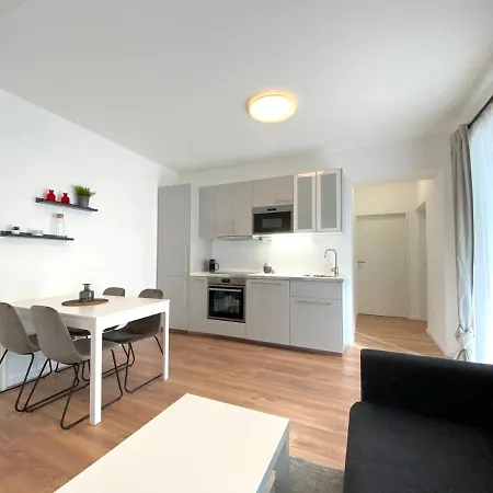 Apartament White - Mit Terrasse