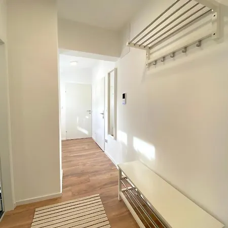 White - Mit Terrasse Apartament *