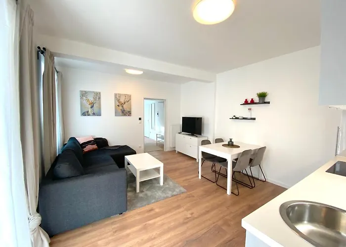 White - Mit Terrasse Apartman Mürzzuschlag